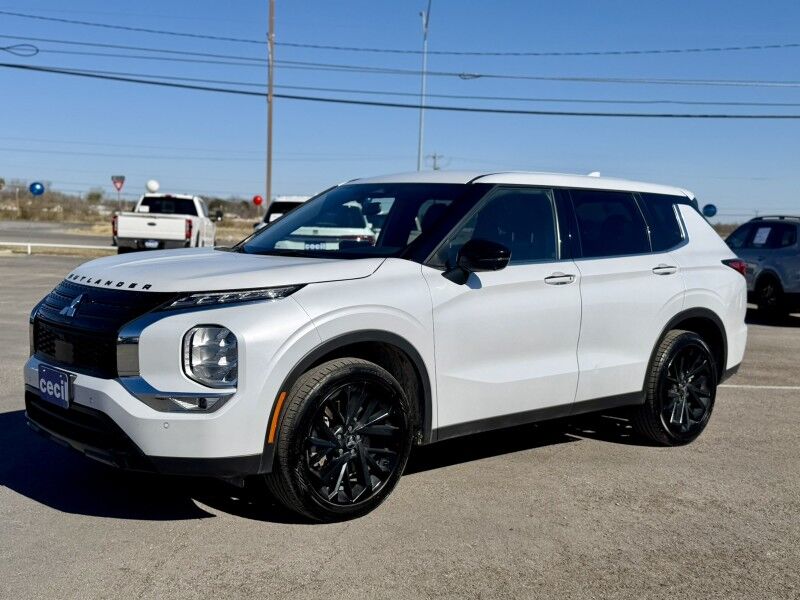 2024 Mitsubishi Outlander SE Del Rio TX