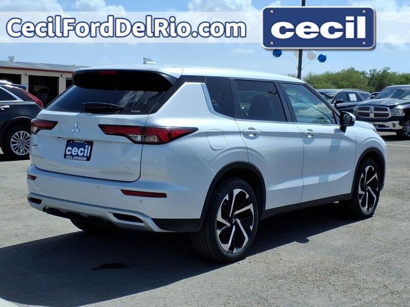 2024 Mitsubishi Outlander SE Del Rio TX