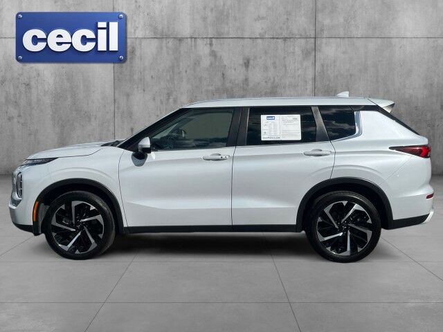 2024 Mitsubishi Outlander SE