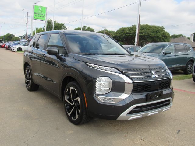 2024 Mitsubishi Outlander SE 2.5 2WD | SE Black Edition S-AWC | SE Black Edition w/Pano Roof S-AWC Plano TX