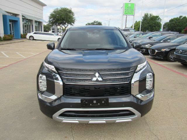 2024 Mitsubishi Outlander SE 2.5 2WD | SE Black Edition S-AWC | SE Black Edition w/Pano Roof S-AWC Plano TX