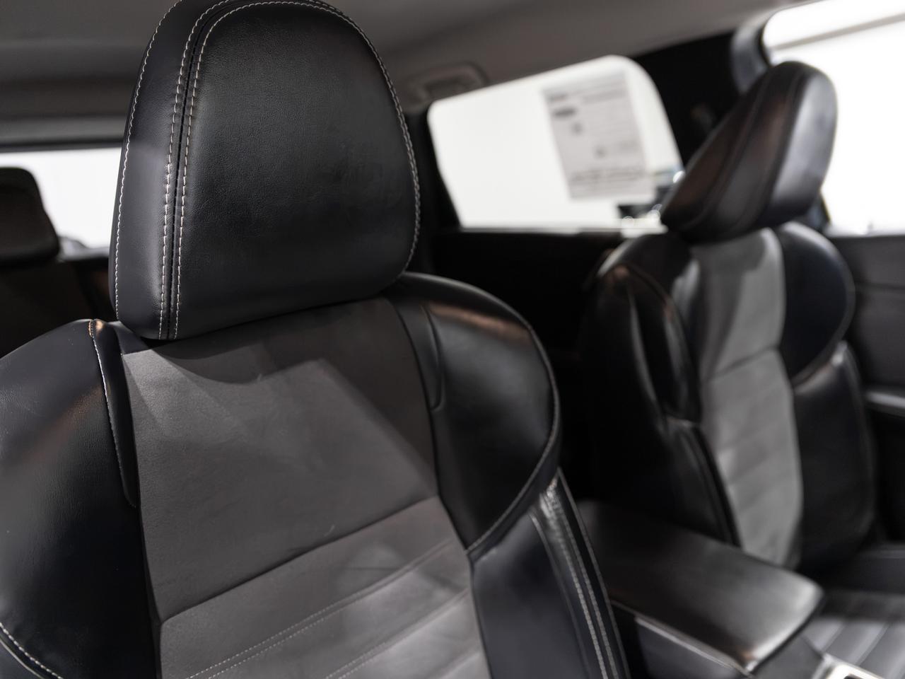 2024 Mitsubishi Outlander SE AWD 7-Passenger Cranberry PA