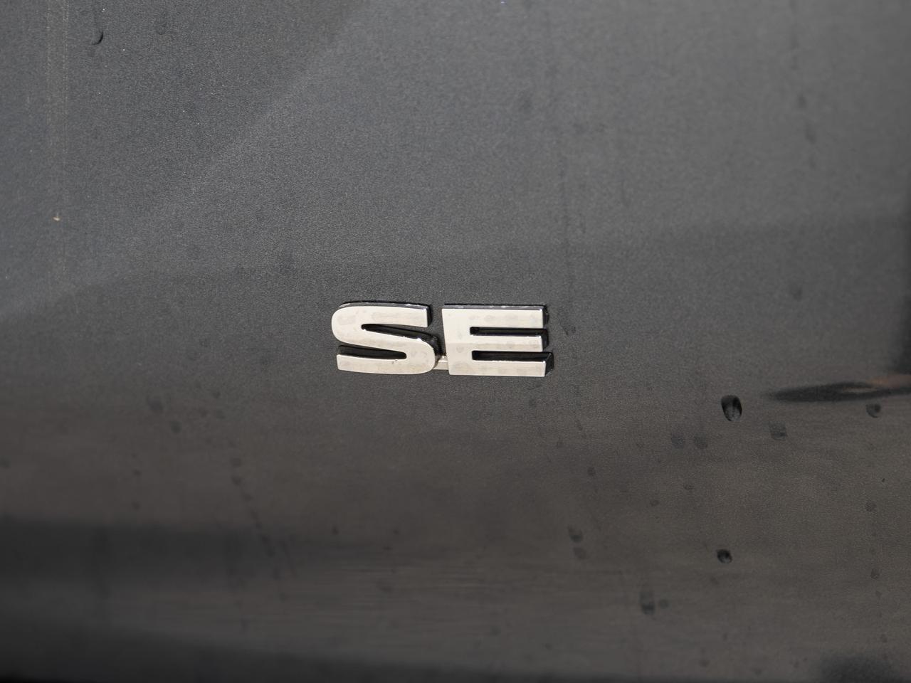 2024 Mitsubishi Outlander SE AWD 7-Passenger Cranberry PA