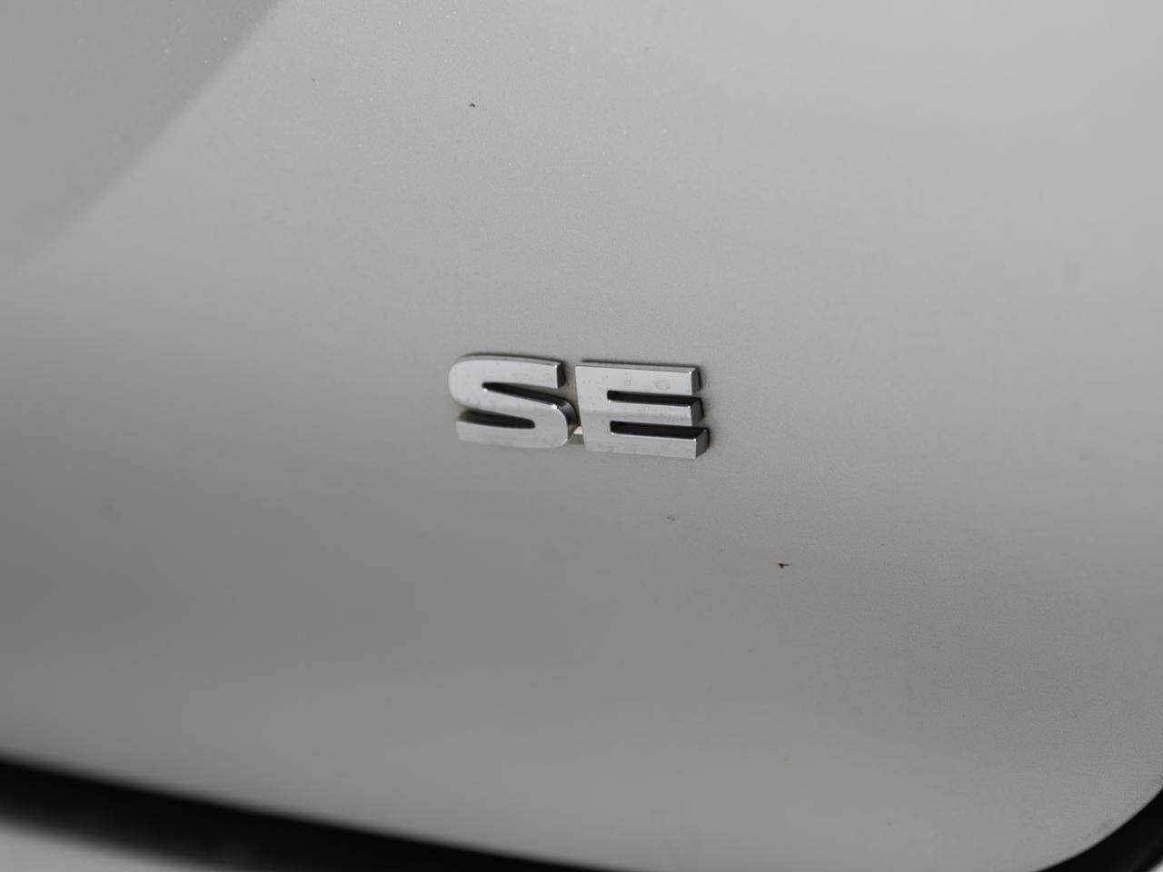 2024 Mitsubishi Outlander SE AWD 7-Passenger NAV Cranberry PA