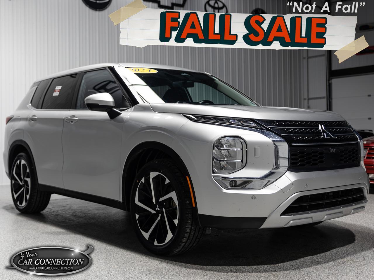 2024 Mitsubishi Outlander SE AWD 7-Passenger NAV