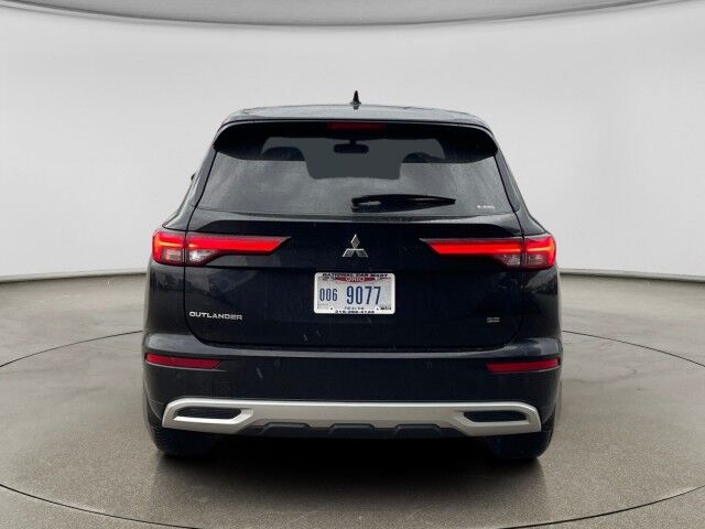 2024 Mitsubishi Outlander SE Black Edition Cleveland OH
