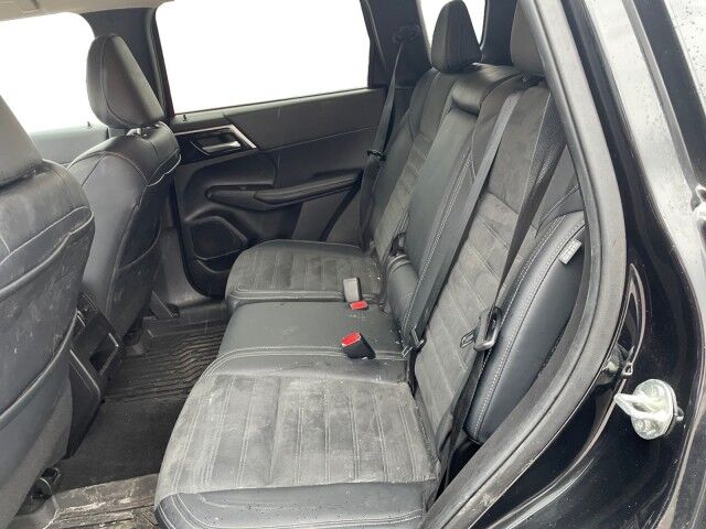 2024 Mitsubishi Outlander SE Black Edition Cleveland OH