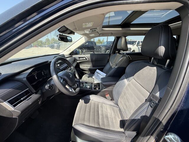 2024 Mitsubishi Outlander SE Black Edition w/Pano Roof Crestwood KY
