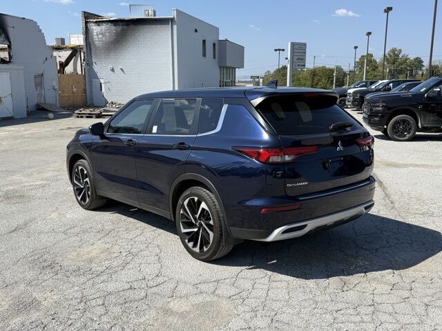 2024 Mitsubishi Outlander SE Black Edition w/Pano Roof Crestwood KY