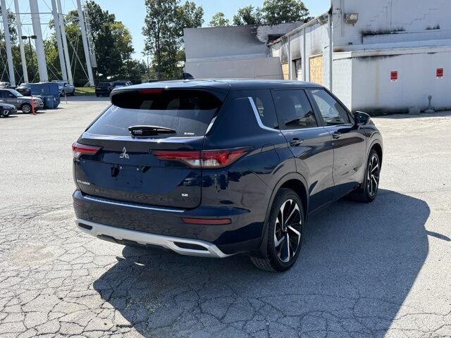 2024 Mitsubishi Outlander SE Black Edition w/Pano Roof Crestwood KY
