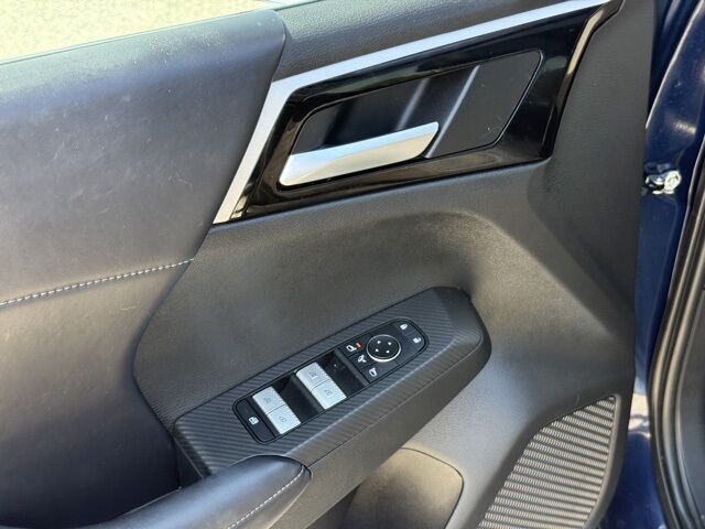 2024 Mitsubishi Outlander SE Black Edition w/Pano Roof Crestwood KY