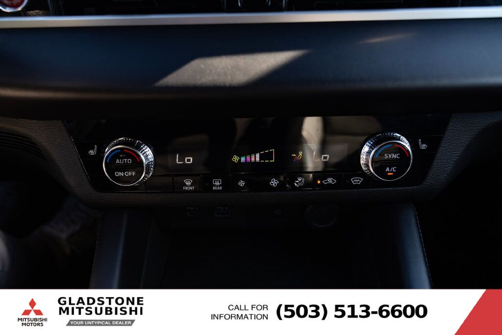 2024 Mitsubishi Outlander SE Black Edition w/Pano Roof Milwaukie OR