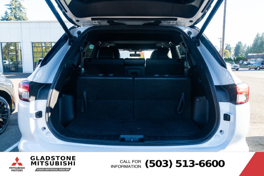 2024 Mitsubishi Outlander SE Black Edition w/Pano Roof Milwaukie OR