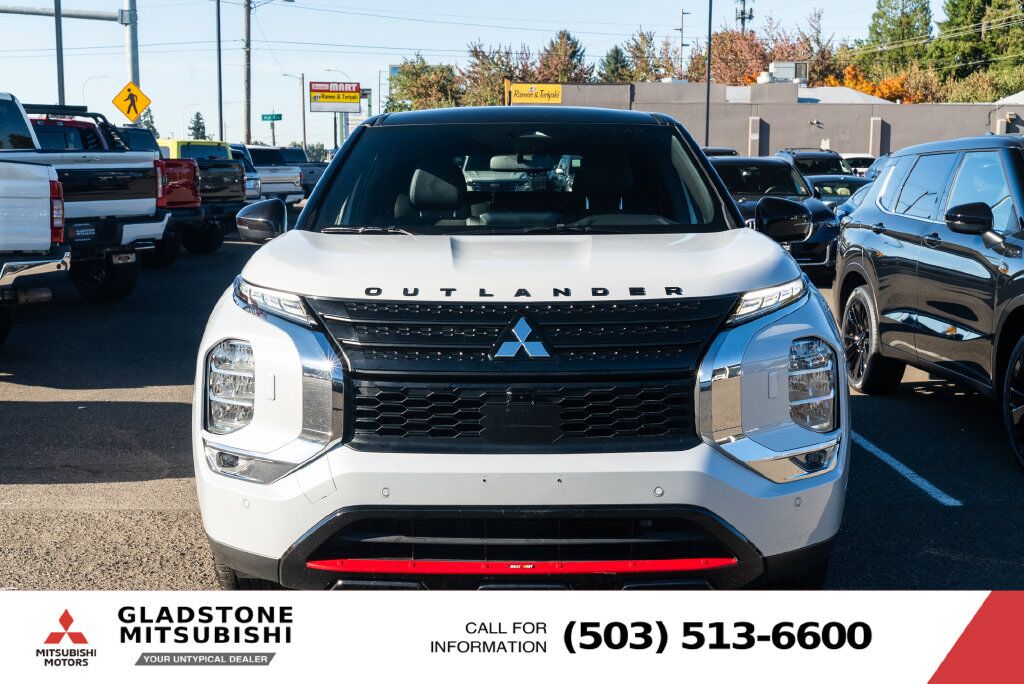 2024 Mitsubishi Outlander SE Black Edition w/Pano Roof Milwaukie OR