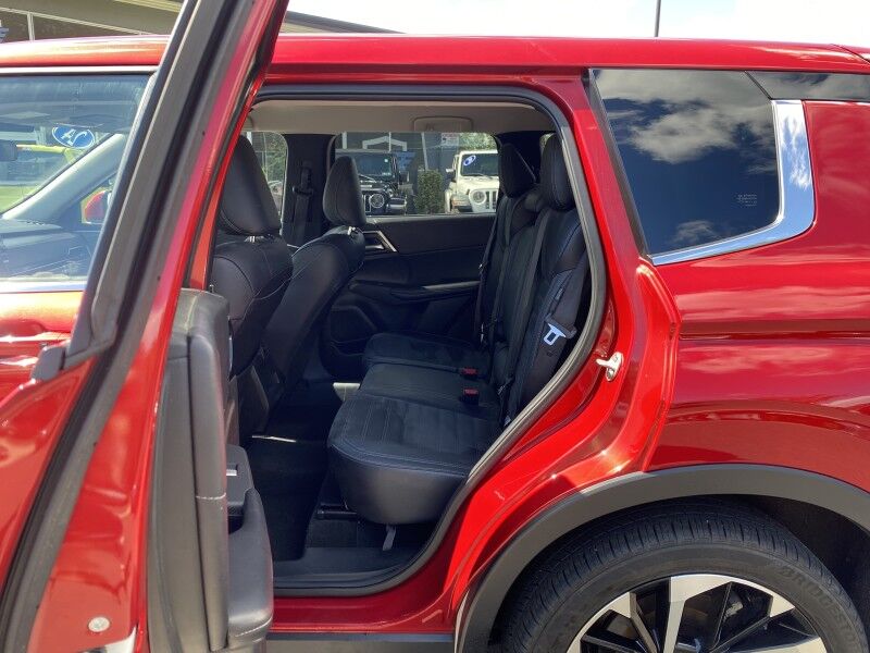 2024 Mitsubishi Outlander SE Bristol  PA