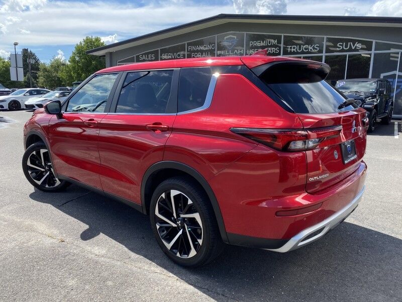 2024 Mitsubishi Outlander SE