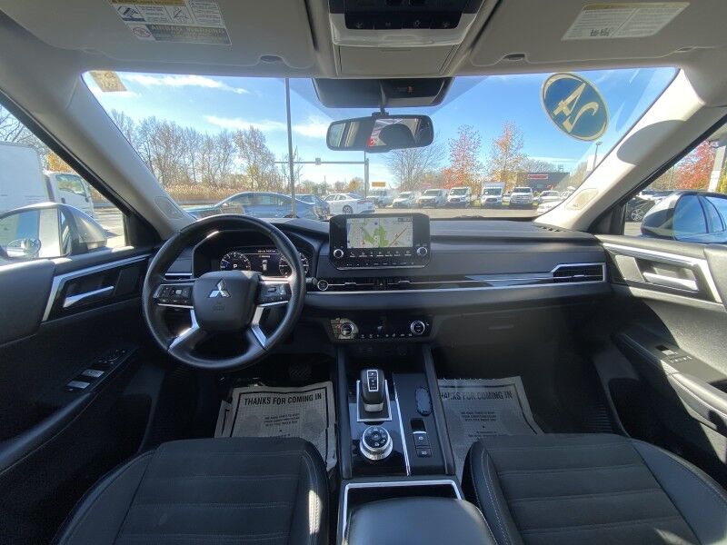 2024 Mitsubishi Outlander SE Bristol  PA