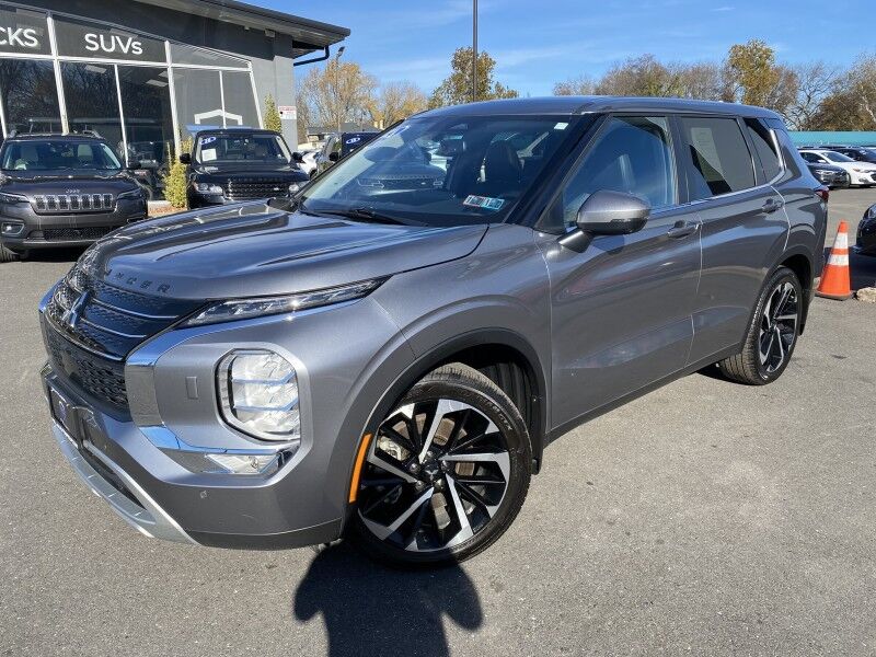 2024 Mitsubishi Outlander SE Bristol  PA