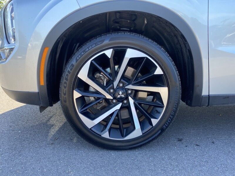 2024 Mitsubishi Outlander SE Bristol  PA