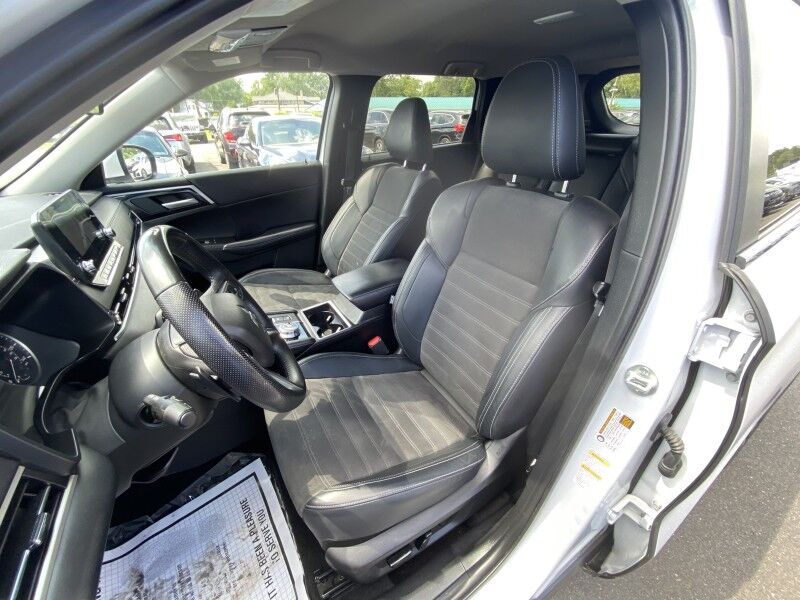 2024 Mitsubishi Outlander SE Springfield PA