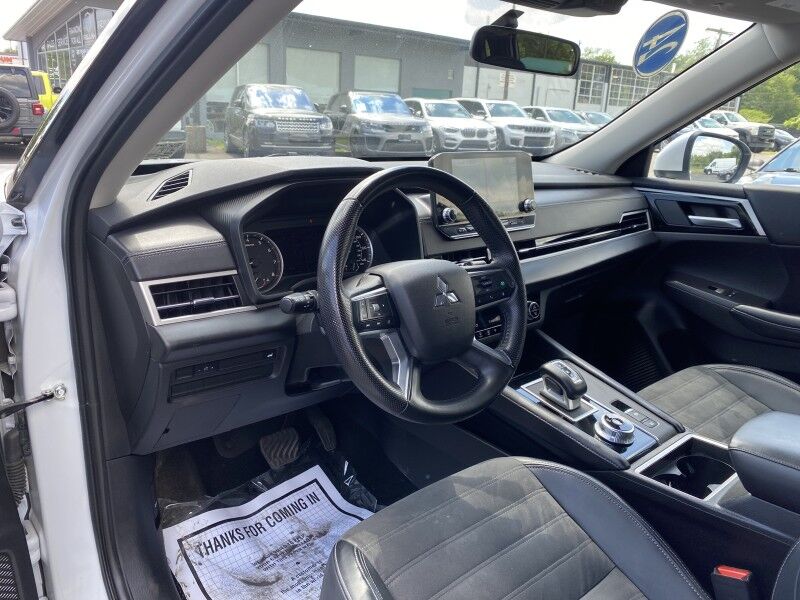 2024 Mitsubishi Outlander SE Springfield PA