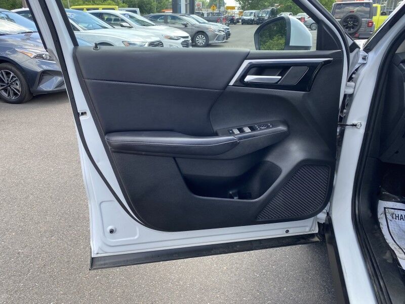 2024 Mitsubishi Outlander SE Springfield PA