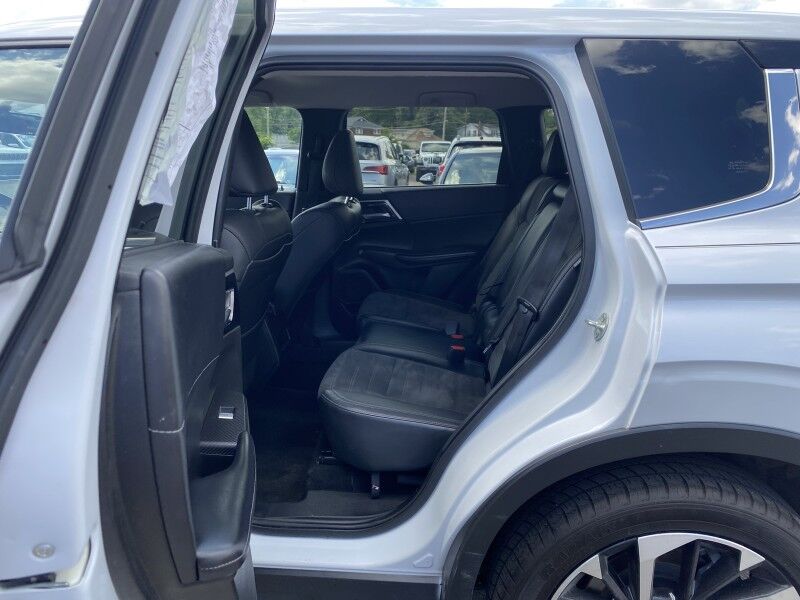 2024 Mitsubishi Outlander SE Springfield PA