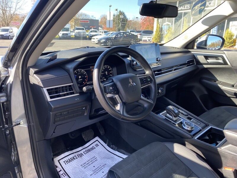 2024 Mitsubishi Outlander SE Springfield PA