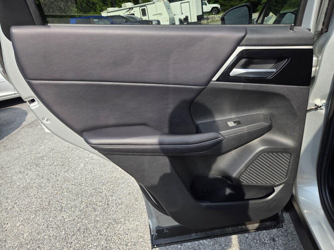 2024 Mitsubishi Outlander SE Charlton MA