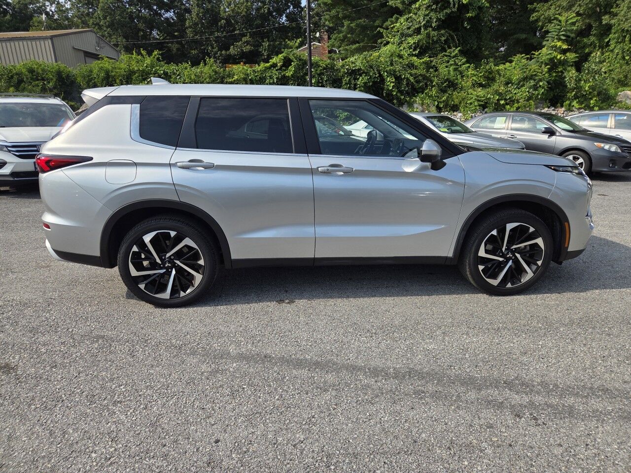 2024 Mitsubishi Outlander SE Charlton MA