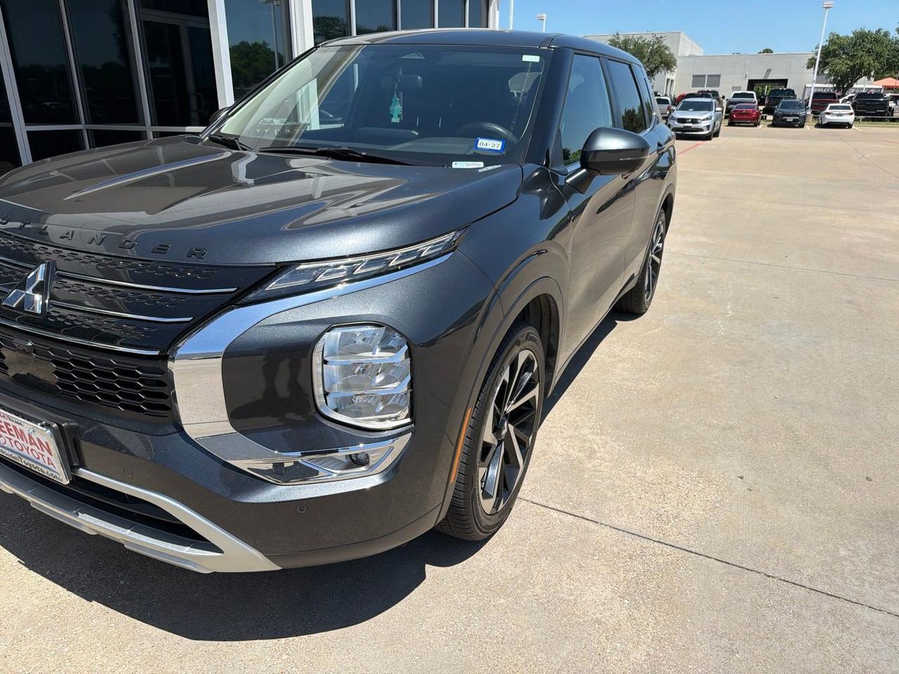 2024 Mitsubishi Outlander SE Hurst TX