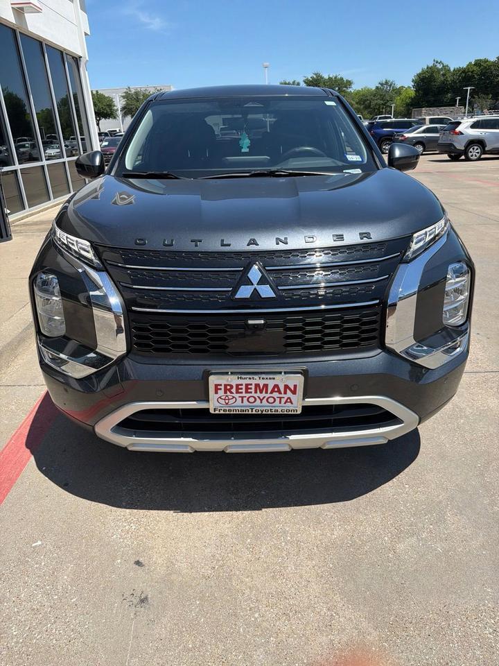 2024 Mitsubishi Outlander SE Hurst TX