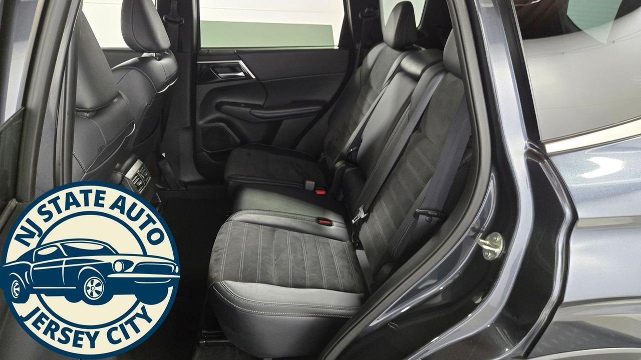 2024 Mitsubishi Outlander SE Jersey City NJ