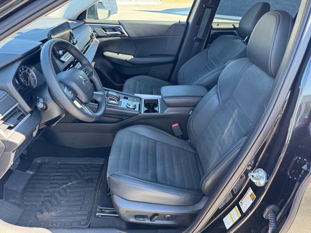 2024 Mitsubishi Outlander SE Johnson City TN