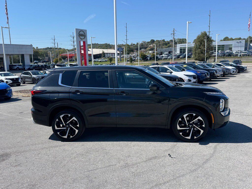2024 Mitsubishi Outlander SE Johnson City TN