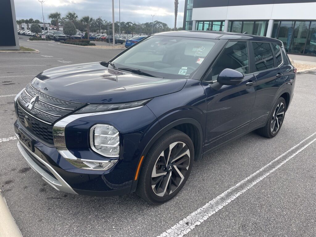 2024 Mitsubishi Outlander SE Oshkosh WI