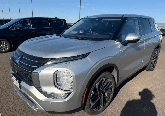 2024 Mitsubishi Outlander SE Portland OR