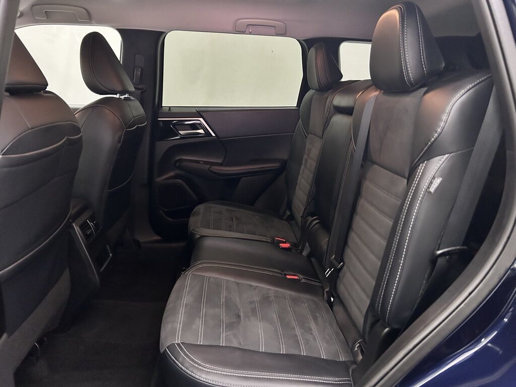 2024 Mitsubishi Outlander SE Portland OR