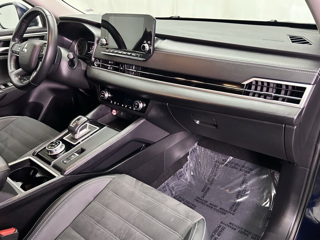 2024 Mitsubishi Outlander SE Portland OR