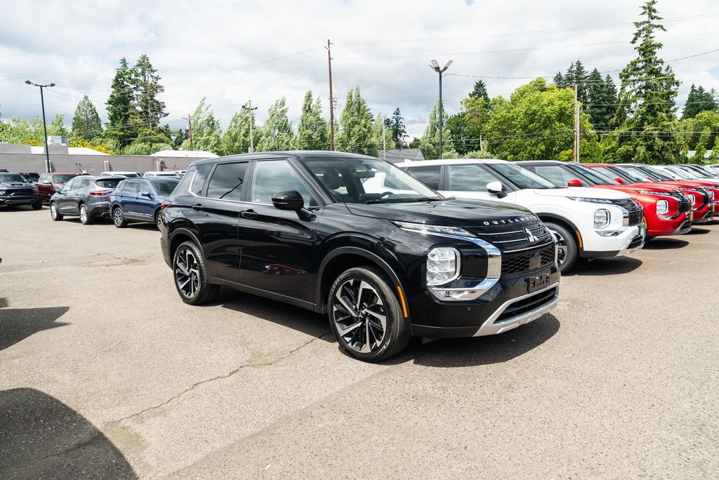2024 Mitsubishi Outlander SE Milwaukie OR
