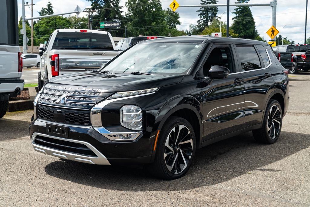 2024 Mitsubishi Outlander SE Milwaukie OR