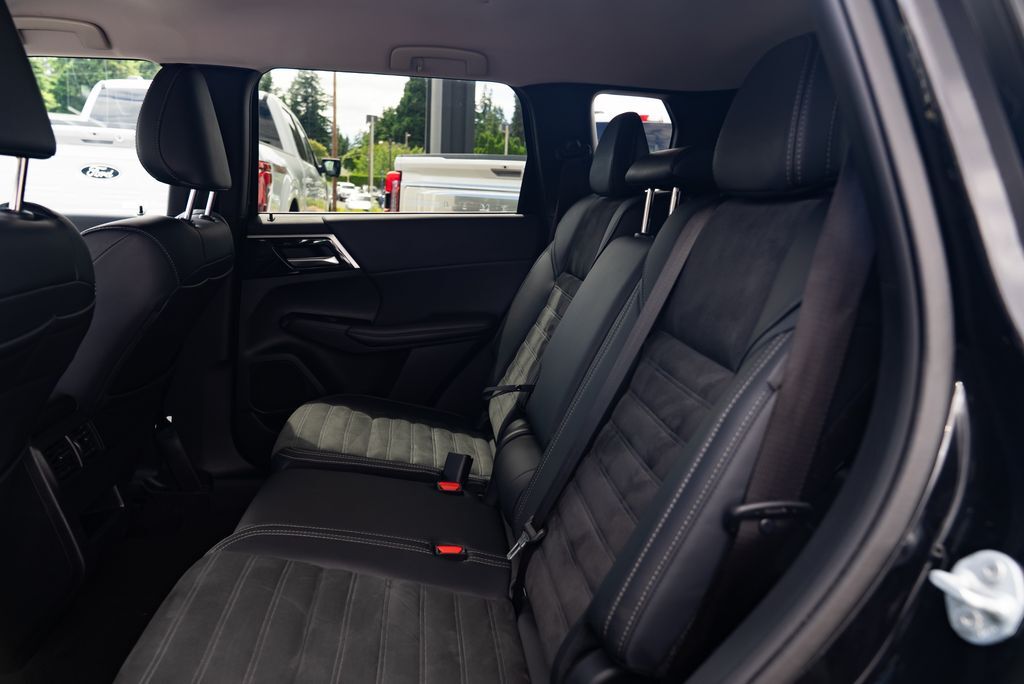 2024 Mitsubishi Outlander SE Milwaukie OR