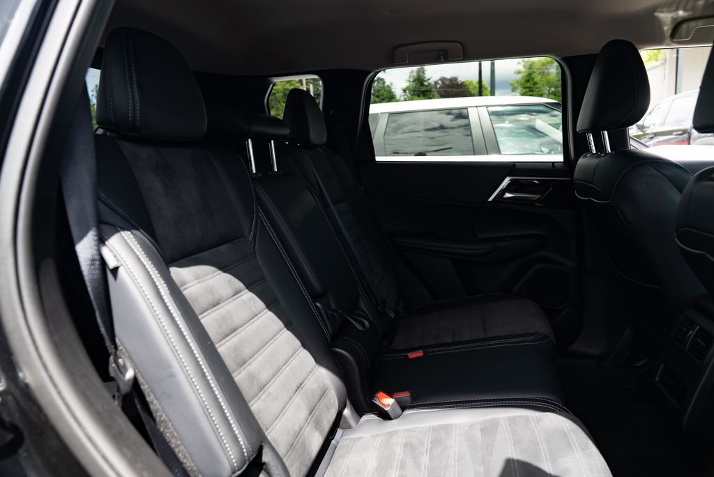 2024 Mitsubishi Outlander SE Milwaukie OR