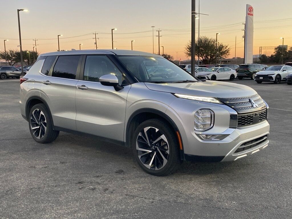 2024 Mitsubishi Outlander SE San Antonio TX