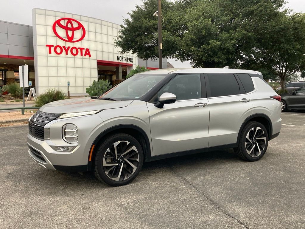 2024 Mitsubishi Outlander