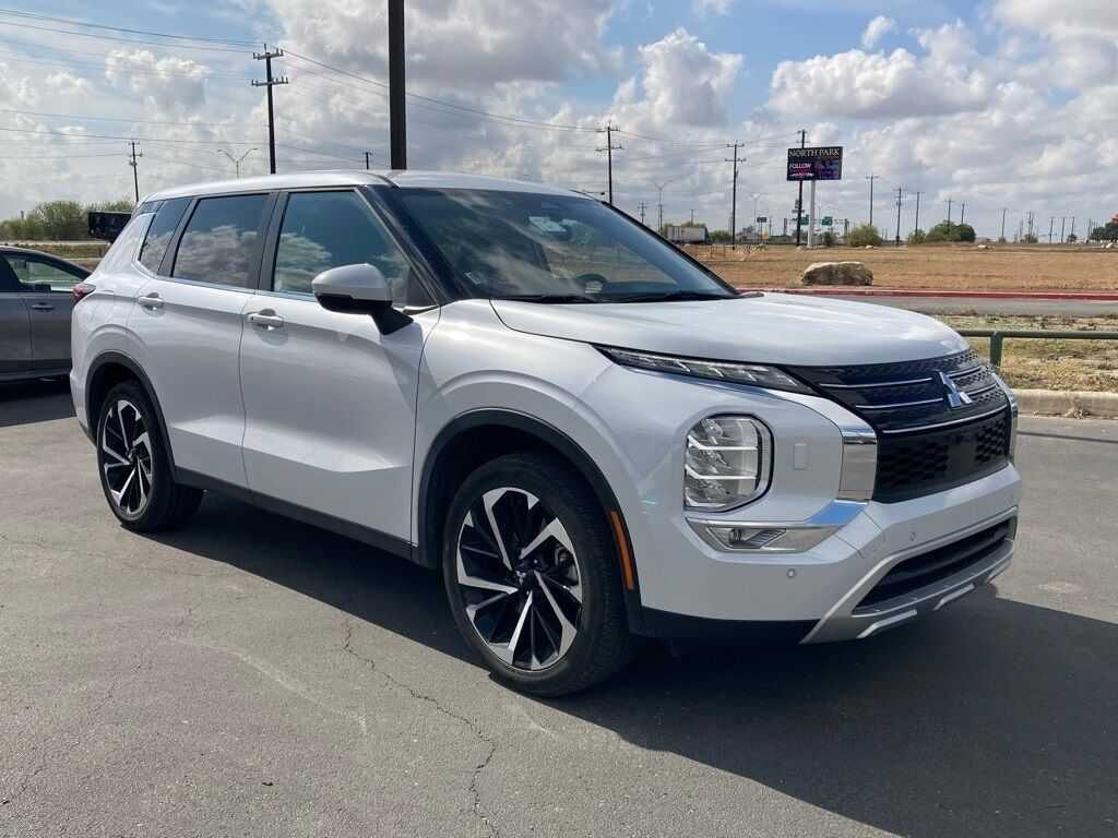2024 Mitsubishi Outlander SE San Antonio TX