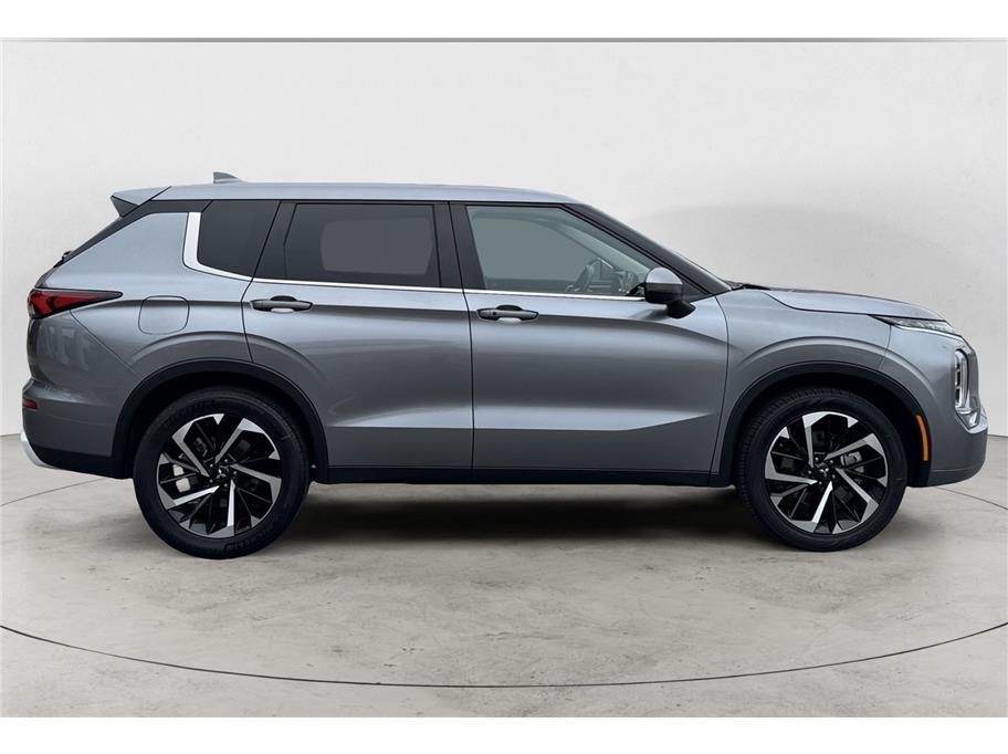 2024 Mitsubishi Outlander SE Sport Utility 4D Folsom CA