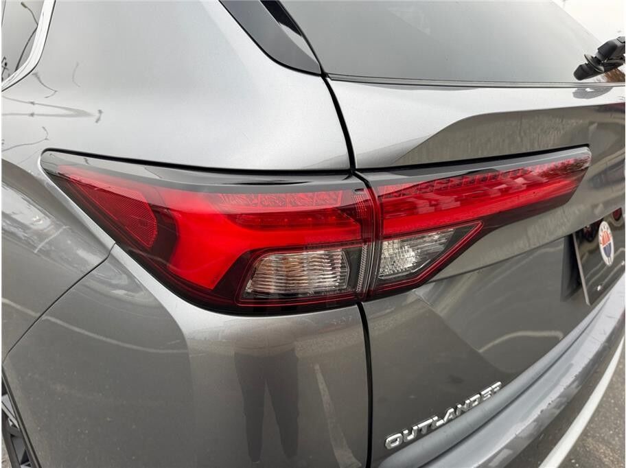2024 Mitsubishi Outlander SE Sport Utility 4D Folsom CA