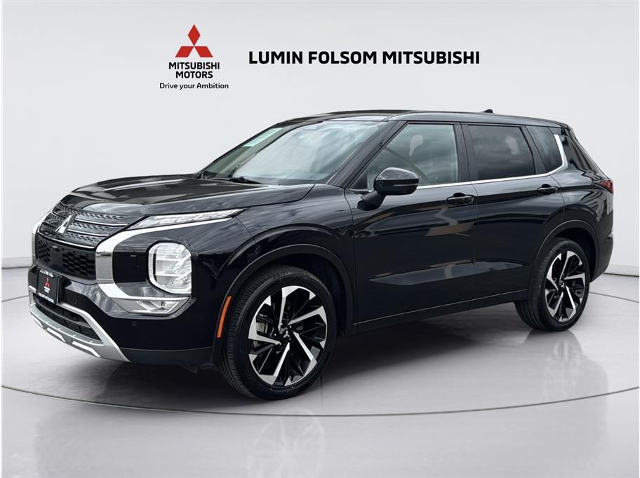 2024 Mitsubishi Outlander SE Sport Utility 4D
