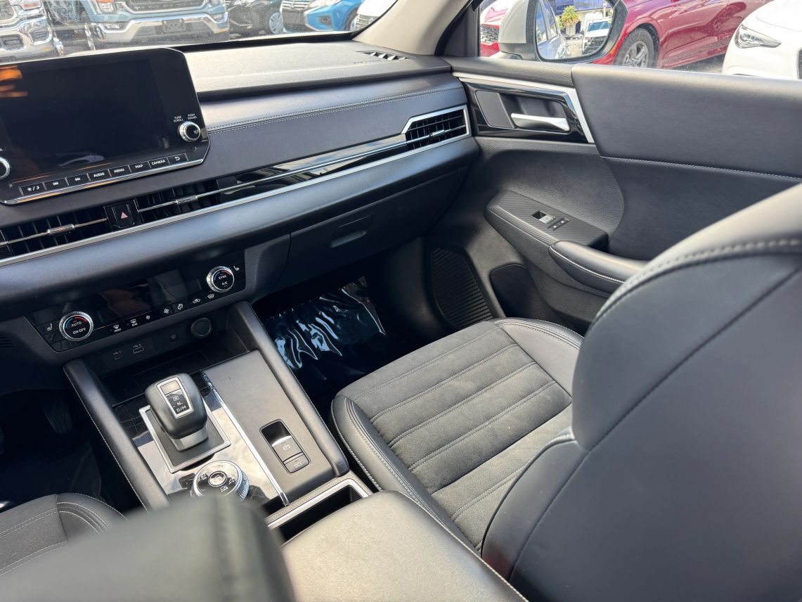 2024 Mitsubishi Outlander SE Sport Utility 4D